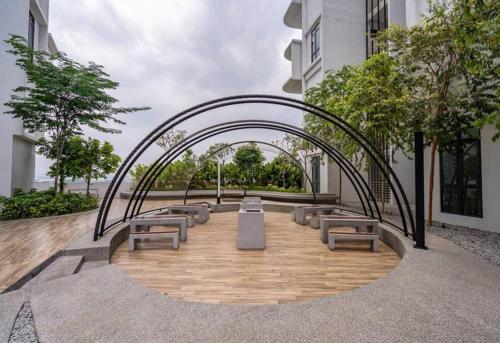 H2O Retreat Studio Home 5min to LRT by Premium Stay near Tropicana Golf & Country Resort H2O Retreat Studio Home 5min to LRT by Premium Stay near Tropicana Golf & Country Resort