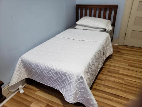 Harbor House Bed and Breakfast in Статен-Айленд Harbor House Bed and Breakfast in Статен-Айленд