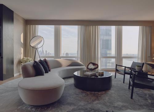 이퀴녹스 호텔 허드슨 야드 뉴욕 시티 (Equinox Hotel Hudson Yards New York City) in 첼시 이퀴녹스 호텔 허드슨 야드 뉴욕 시티 (Equinox Hotel Hudson Yards New York City) in 첼시