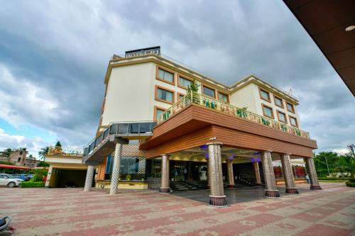 Entrance, Hotel RJ in Burdwan Entrance, Hotel RJ in Burdwan