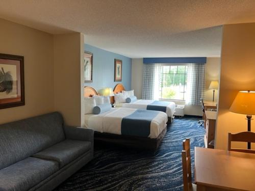 The Lodge on Lake Oconee in Greensboro (GA) The Lodge on Lake Oconee in Greensboro (GA)