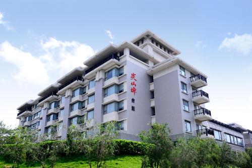 柳營尖山埤 Liuying Jianshanpi Resort in Dongshan District 柳營尖山埤 Liuying Jianshanpi Resort in Dongshan District