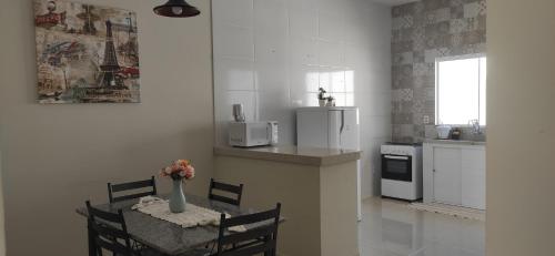 Dapur, Casa Duplex Esperança - Ar e Garagem Privativa (Casa Duplex Esperanca - Ar e Garagem Privativa) in Bom Jesus da Lapa Dapur, Casa Duplex Esperança - Ar e Garagem Privativa (Casa Duplex Esperanca - Ar e Garagem Privativa) in Bom Jesus da Lapa