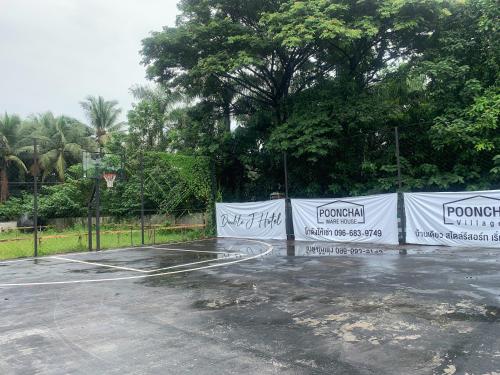 Sport en activiteiten, Double J Hotel in Tha Sala Sport en activiteiten, Double J Hotel in Tha Sala