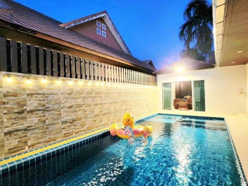 Oppa pool villa B in Khao Talo Oppa pool villa B in Khao Talo