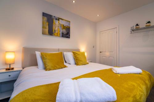 Quiet & Cosy Wollaton Bungalow, large garden, near to Wollaton Deer Park in 沃萊頓 Quiet & Cosy Wollaton Bungalow, large garden, near to Wollaton Deer Park in 沃萊頓