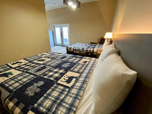 Riverchase Lodge in Пиджън Фордж (Тенеси) Riverchase Lodge in Пиджън Фордж (Тенеси)