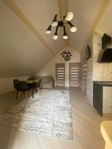 Smerekova Hata in Mezhyhirya Smerekova Hata in Mezhyhirya