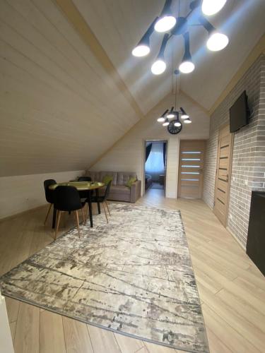 Smerekova Hata in Mezhyhirya Smerekova Hata in Mezhyhirya