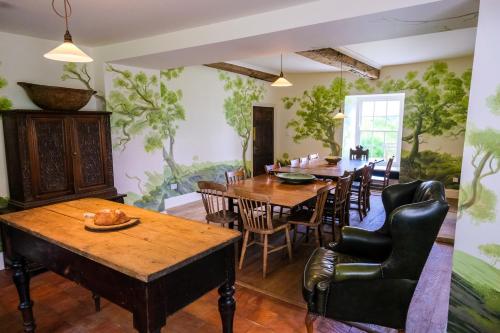 A szálláshely kívülről, Henllys in Velindre A szálláshely kívülről, Henllys in Velindre