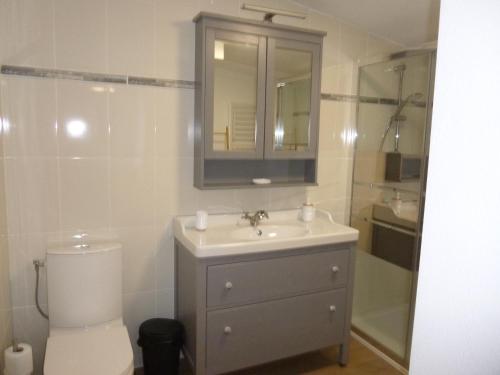 LES RIVES DE LA DIVE les chambres 123 coaching in Saint Jean De Sauves LES RIVES DE LA DIVE les chambres 123 coaching in Saint Jean De Sauves