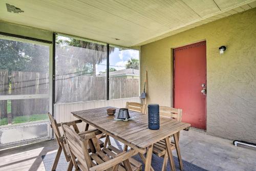 Palmetto Townhome with Yard and Screened Porch! in Palmetto Palmetto Townhome with Yard and Screened Porch! in Palmetto