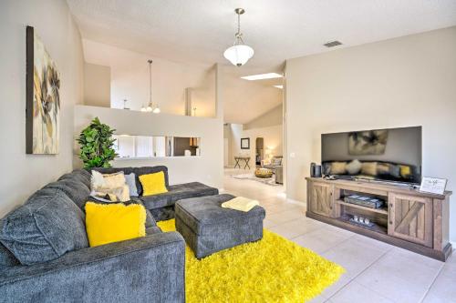 Private Pool and Yard Airy Kissimmee Retreat! in Poinciana Private Pool and Yard Airy Kissimmee Retreat! in Poinciana