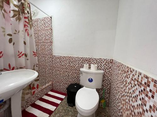 Salle de bain, One House in Monterrico Salle de bain, One House in Monterrico