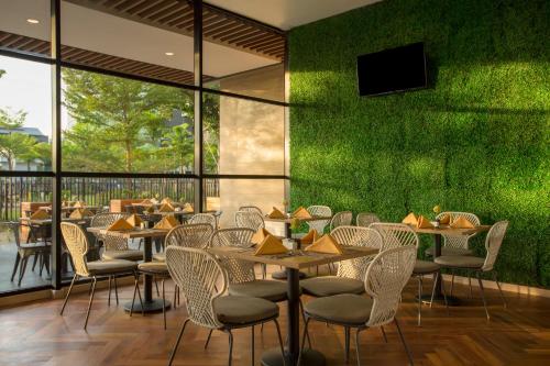 Restaurant, Swiss-Belinn Singkawang in Singkawang Restaurant, Swiss-Belinn Singkawang in Singkawang