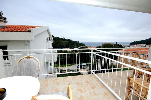 ระเบียง/ชานเรือน, Apartmani Neda Bane in เปโตรวาซ ระเบียง/ชานเรือน, Apartmani Neda Bane in เปโตรวาซ