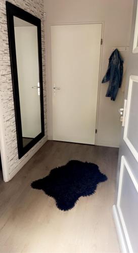 Chambre et salle de bain privee dans maison proche Paris et Disney in Villeneuve-Saint-Georges Chambre et salle de bain privee dans maison proche Paris et Disney in Villeneuve-Saint-Georges