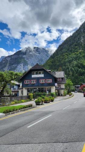 Fenix Hall in Hallstatt Fenix Hall in Hallstatt