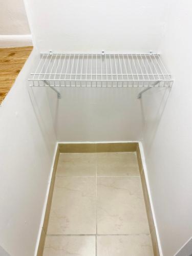 Modern apartment with two independent bedrooms in Hialeah (FL) Modern apartment with two independent bedrooms in Hialeah (FL)
