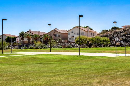 Luxe on the Links in Ahwatukee Luxe on the Links in Ahwatukee