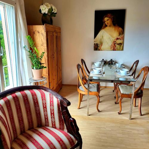 Oprema, Traum Ferienwohnung am Strand im Tessin - nur 3km von Ascona oder Locarno entfernt in Tegna Oprema, Traum Ferienwohnung am Strand im Tessin - nur 3km von Ascona oder Locarno entfernt in Tegna