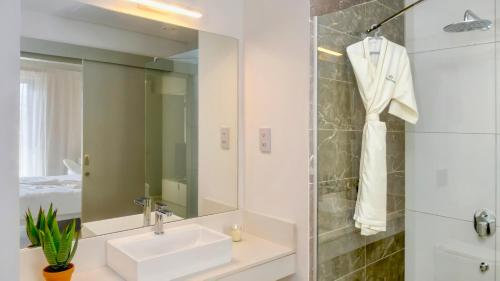 Bathroom, Royal Green Wellness Resort in Mauritius Island Bathroom, Royal Green Wellness Resort in Mauritius Island