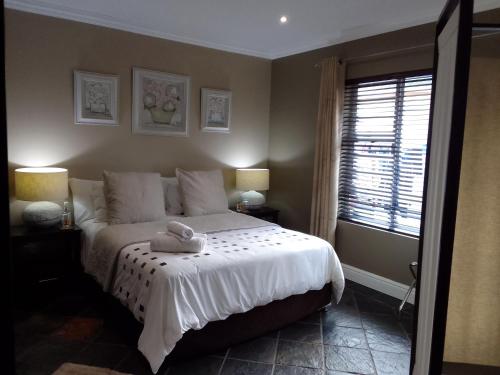 Waves Guest House in Jeffreys Bay Waves Guest House in Jeffreys Bay
