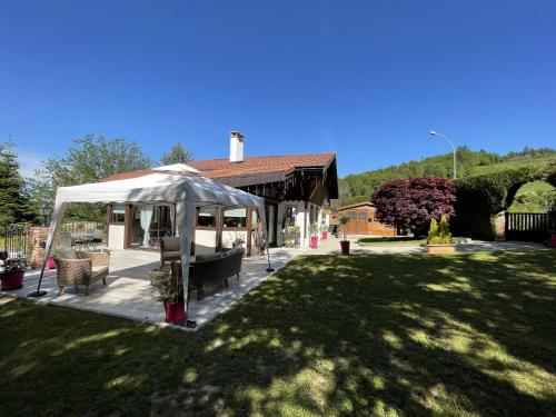 Le chalet des Pesettes in Thorens-Glieres Le chalet des Pesettes in Thorens-Glieres