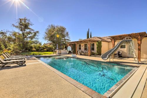 Incredible Templeton Retreat with Private Pool! in 坦普爾頓(CA) Incredible Templeton Retreat with Private Pool! in 坦普爾頓(CA)