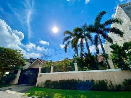 Sharing My Home: by Julie Ann in Matina Aplaya Sharing My Home: by Julie Ann in Matina Aplaya