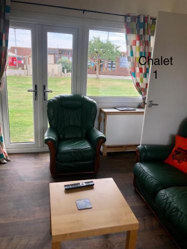 Atlanta Ceder Wood Chalet in Mablethorpe Atlanta Ceder Wood Chalet in Mablethorpe