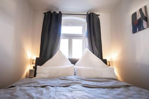 SUPER Lage modern Boxspringbett *Netflix* WLan*