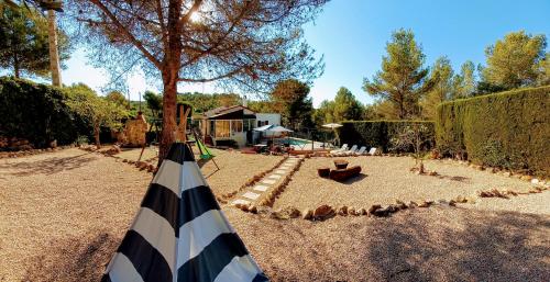 Parc infantil, AbelesHome Villa con Piscina, Barbacoa y Parque Infantil. in Masllorens Parc infantil, AbelesHome Villa con Piscina, Barbacoa y Parque Infantil. in Masllorens