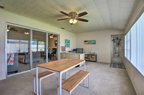 Spacious Ranch-Style House with Pool Access! in Sun City Center (FL) Spacious Ranch-Style House with Pool Access! in Sun City Center (FL)