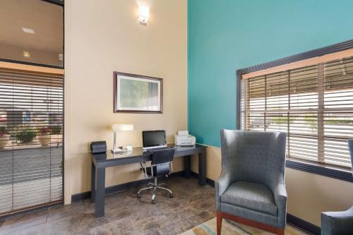 Business Center, Best Western Conway in Conway Business Center, Best Western Conway in Conway