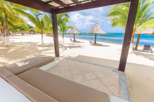 Pristine Bay 1003 home in Pristine Bay Pristine Bay 1003 home in Pristine Bay