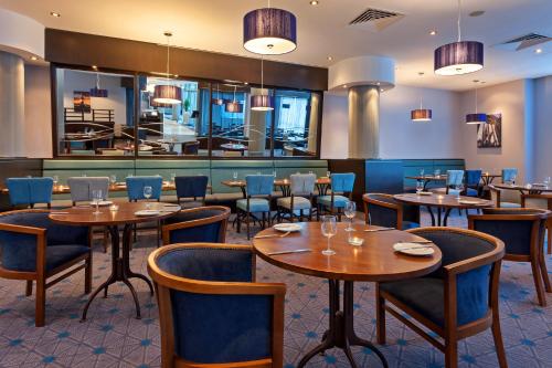 Паб/Коктейль-бар, Leonardo Hotel Plymouth in Плімут Паб/Коктейль-бар, Leonardo Hotel Plymouth in Плімут
