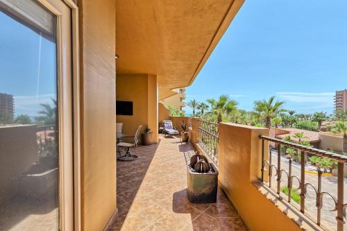 Balcony/terrace, Bella Sirena Luxury Condo 205-B in Puerto Penasco Balcony/terrace, Bella Sirena Luxury Condo 205-B in Puerto Penasco