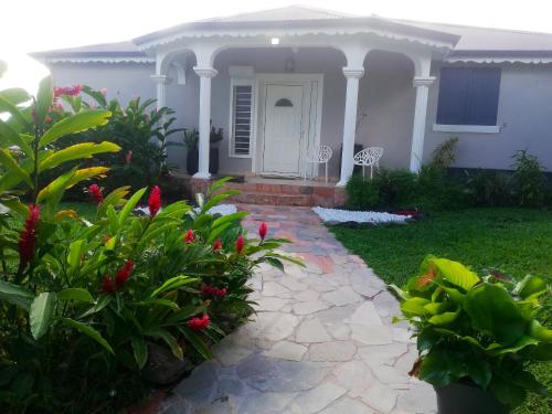 Maison spacieuse avec jacuzzi et vue sur la mer à Sainte-Rose (Maison spacieuse avec jacuzzi et vue sur la mer a Sainte-Rose) in Sainte Rose Maison spacieuse avec jacuzzi et vue sur la mer à Sainte-Rose (Maison spacieuse avec jacuzzi et vue sur la mer a Sainte-Rose) in Sainte Rose