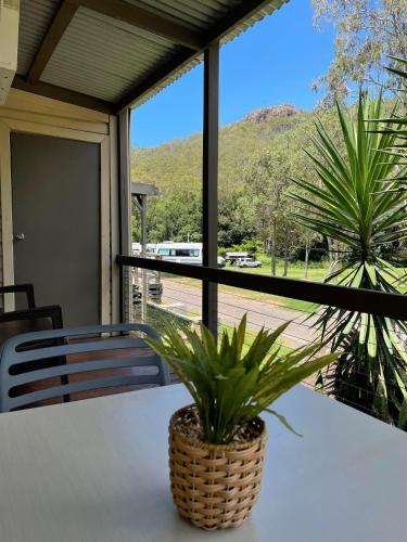 Balkon/teras, Esk Caravan Park & Rail Trail Motel in Esk Balkon/teras, Esk Caravan Park & Rail Trail Motel in Esk