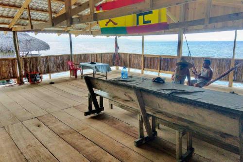 Restoran, San Blas Islands - Private Cabin Over-the-Ocean including Meals in El Porvenir Restoran, San Blas Islands - Private Cabin Over-the-Ocean including Meals in El Porvenir