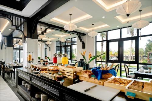 อาหารและเครื่องดื่ม, บลิส ฮอยอัน บีช รีสอร์ต แอนด์ เวลเนส (Bliss Hoi An Beach Resort & Wellness) in ทังบิญ อาหารและเครื่องดื่ม, บลิส ฮอยอัน บีช รีสอร์ต แอนด์ เวลเนส (Bliss Hoi An Beach Resort & Wellness) in ทังบิญ