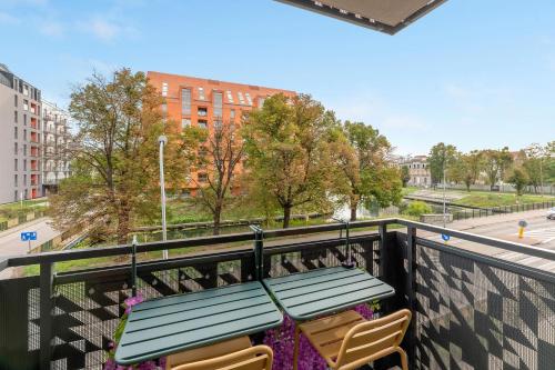 Varanda/terraço, Dwie Motławy Riverside & City Center by Downtown Apartments (Dwie Motlawy Riverside & City Center by Downtown Apartments) in Velho Subúrbio Varanda/terraço, Dwie Motławy Riverside & City Center by Downtown Apartments (Dwie Motlawy Riverside & City Center by Downtown Apartments) in Velho Subúrbio