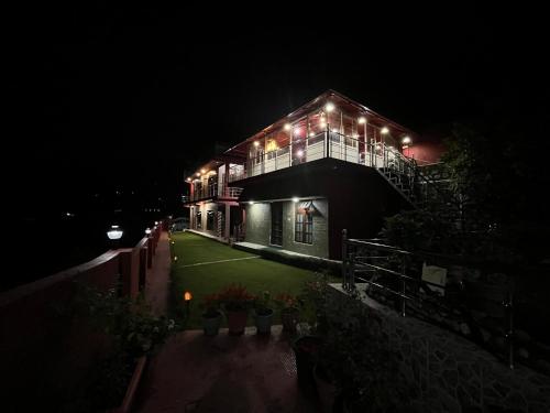 Lake Pleasant Resort in Nainital Lake Pleasant Resort in Nainital