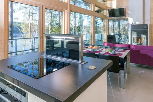 Kitchen, Mustikkakallio Luxury Villa in Keuruu Kitchen, Mustikkakallio Luxury Villa in Keuruu