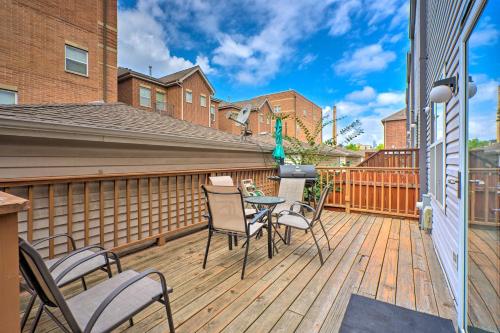 Spacious Chicago Getaway Deck, By White Sox! in Douglas Spacious Chicago Getaway Deck, By White Sox! in Douglas