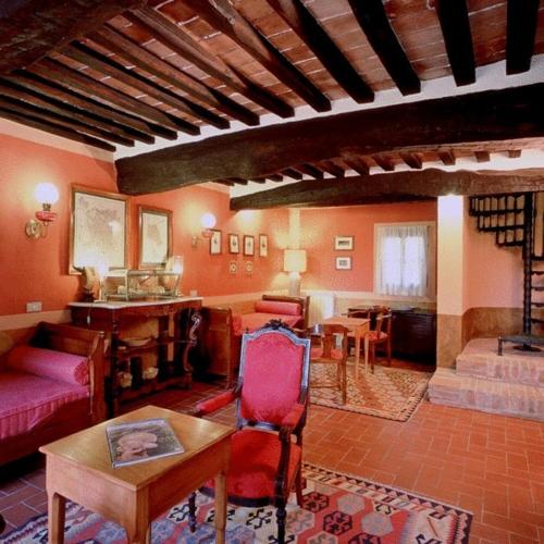 This photo about Castello Del Poggiarello Di Stigliano shared on HyHotel.com