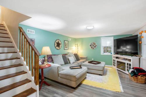 Charming Family Haven, On The Mighty Kankakee in Kankakee (IL) Charming Family Haven, On The Mighty Kankakee in Kankakee (IL)