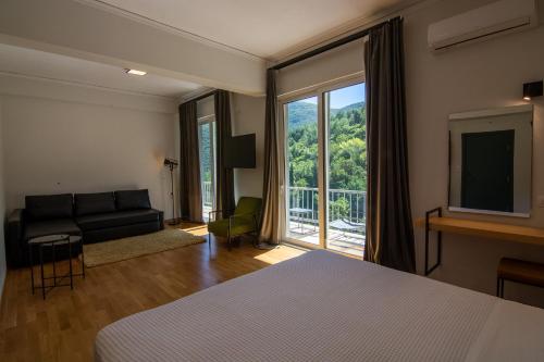Theoxenia Hotel in Andritsena Theoxenia Hotel in Andritsena