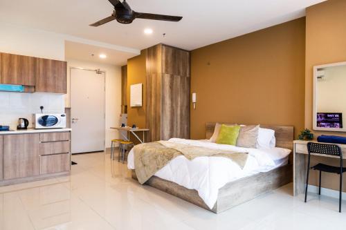 Comfy Homes Unit PacificTowers Wifi Parking Netflix Opp Jaya 1 near Civil Service KGPA Golf Club Comfy Homes Unit PacificTowers Wifi Parking Netflix Opp Jaya 1 near Civil Service KGPA Golf Club